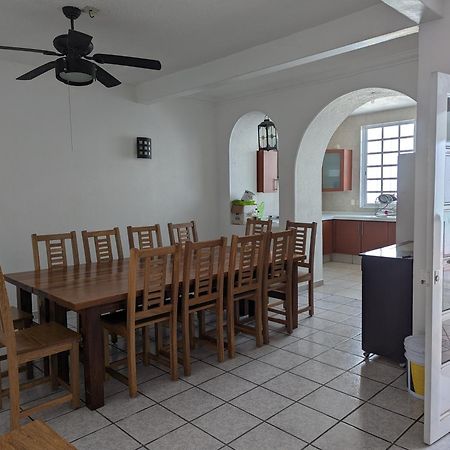 Hôtel El Pulpo - Ac - Internet Starlink - Hot Water à Puerto Escondido  Extérieur photo